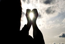 开云体育app-TES碾压FPX，Bin完成史诗逆转淘汰赛2:1