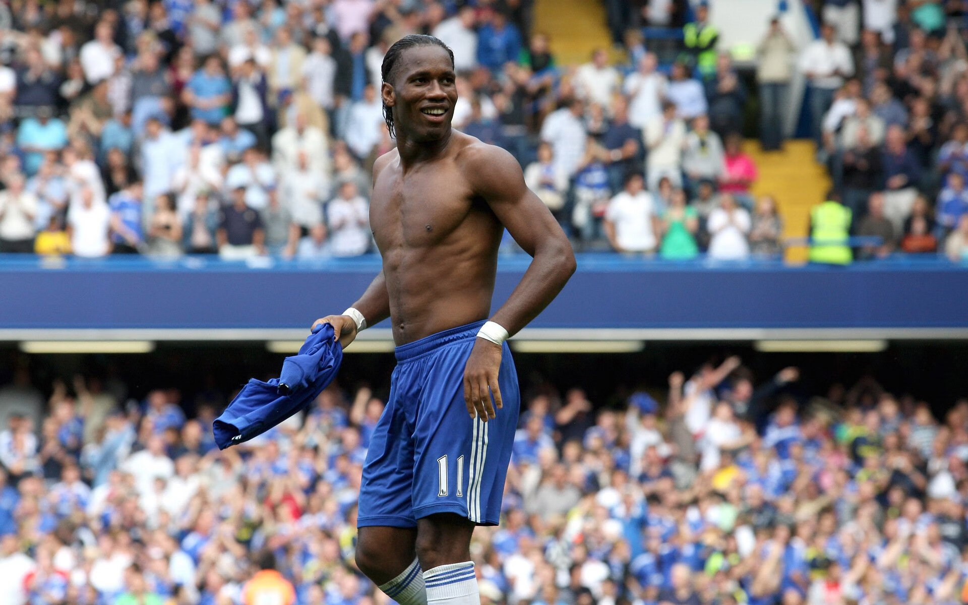 从绿茵场到人生战场，几内亚的翻盘哲学与C罗的持续杀伤力